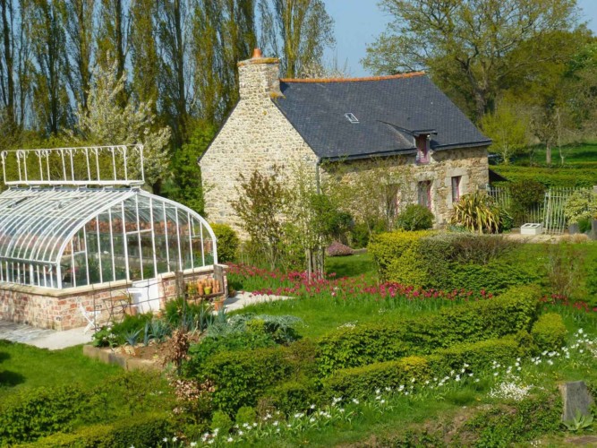 Petites Maisons dans la Prairie (Plélo), Gîtes en Bretagne