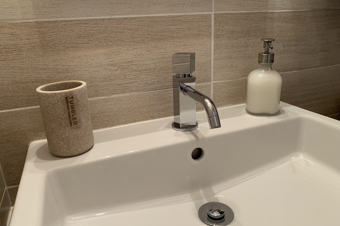 Salle de bain appartement d'hôtes Saint-Mandrier-sur-Mer dans le Var près de Toulon (Provence-Alpes-Côte-d'Azur)
